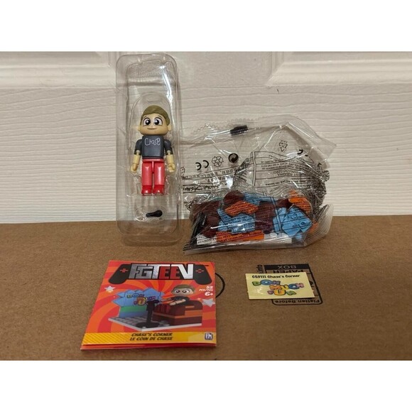 FGTeeV - Single Figure Buildable Sets (Series 1) (Chase's Corner) - Picture 3 of 3